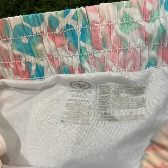 Girls Athletic Shorts - Picture 3 of 3